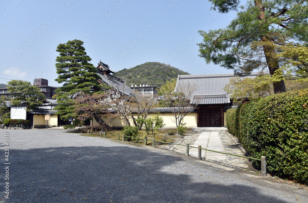 等持院　勅使門　京都市