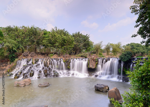 The author took a photo at Giang Dien waterfall tourist area, Dong Nai province, on the Tuesday afternoon March 30, 2021morning of February 30.3.2021. Content: Giang Dien waterfall  photo