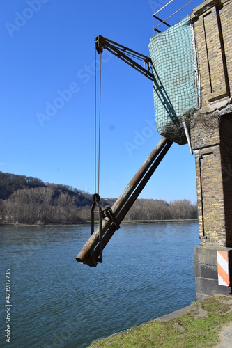 ehemaliger Rheinhafen an einer verlassenen Fabrik photo