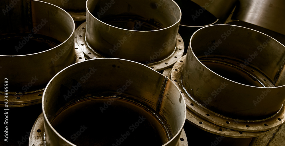 The large steel produced is in the factory The large steel produced is in the factory