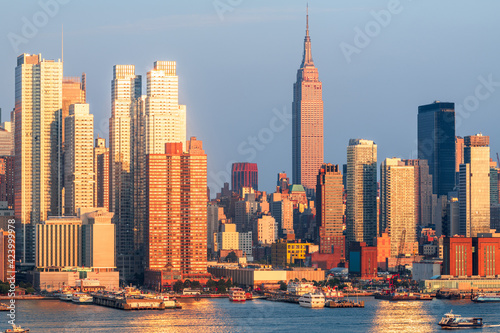 New York, New York, USA Midtown Manhattan skyline on the Hudson River © SeanPavonePhoto