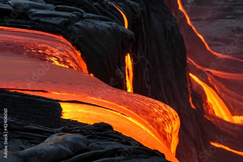 Obraz na płótnie Coulées de lave du volcan Kilauea à Hawaii w salonie