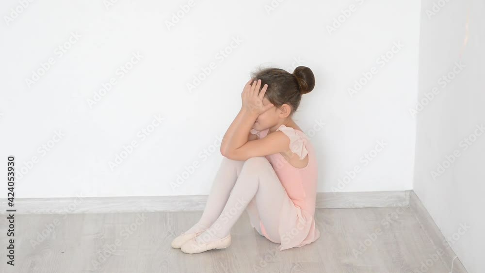 little girl ballerina pounds. bad luck on the way to the goal little girl ballerina pounds. bad luck on the way to the goal