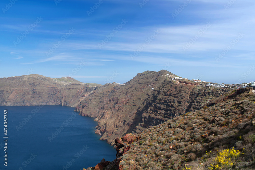 Fototapeta premium Trekking way from Thira to Oia on Santorini island, Cyclades, Greece