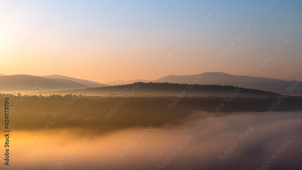 sunrise over the mouintain