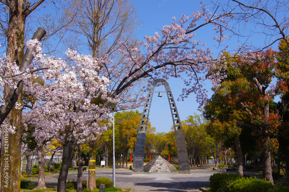 Obraz premium 桜とベル