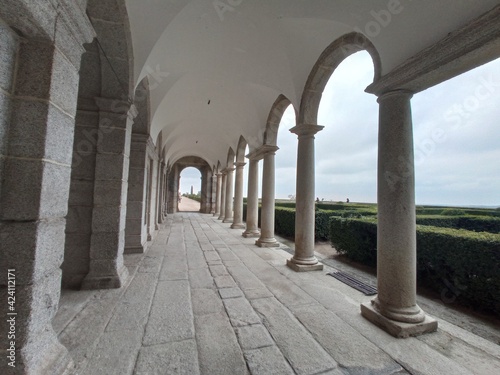 Arcos en el Jard  n de los Frailes en el Monasterio de San Lorenzo de El Escorial