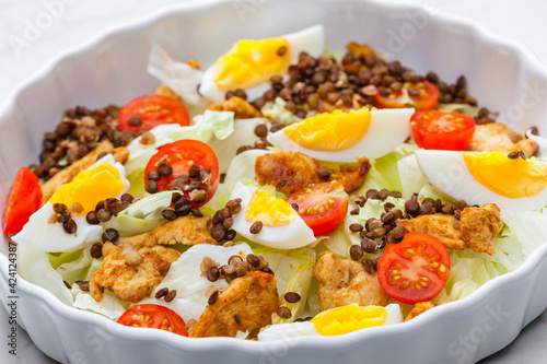 vegetable salad with lentils and eggs