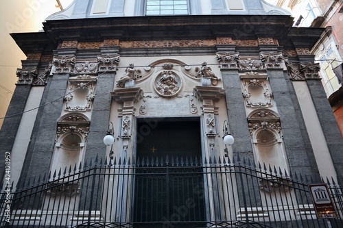 Napoli - Entrata della Chiesa di Santa Maria del Purgatorio