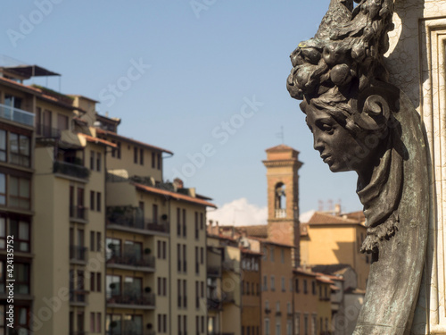 Italia, Toscana, Firenze, particolare della statua di Benevenuto Cellini su Ponte Vecchio. photo