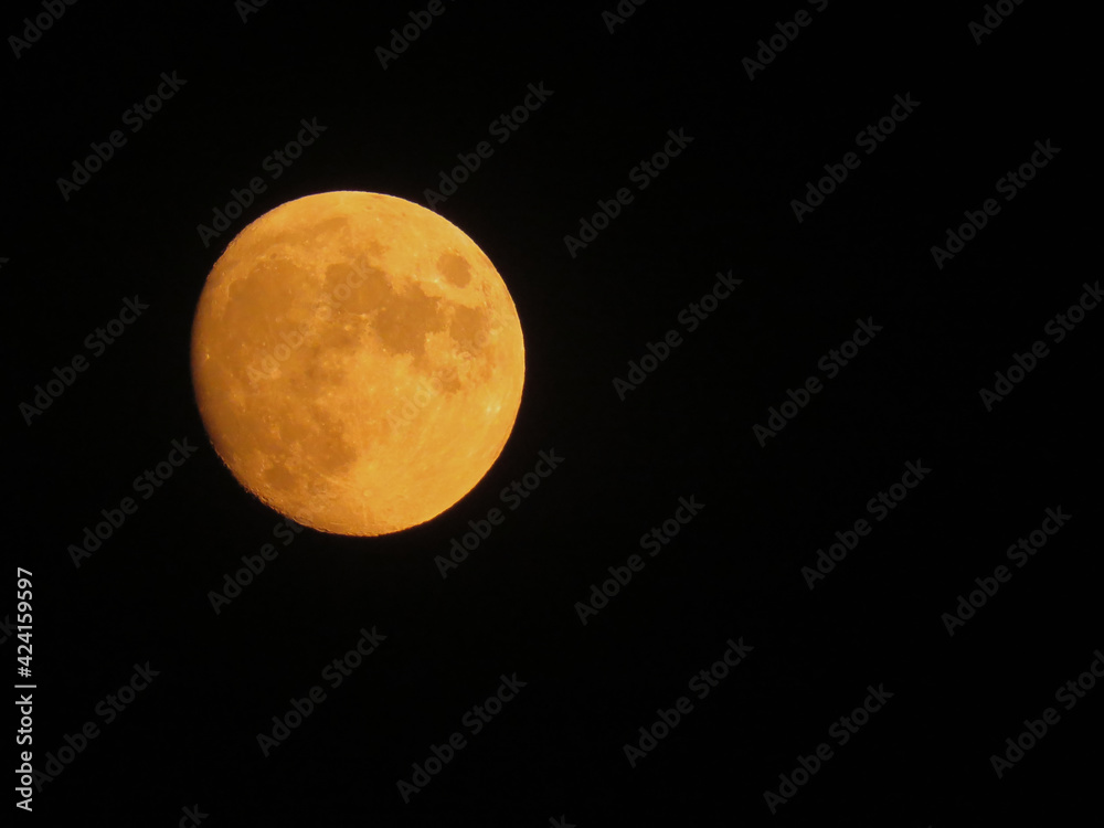 Full Yellow Moon in near plan Full Yellow Moon in near plan