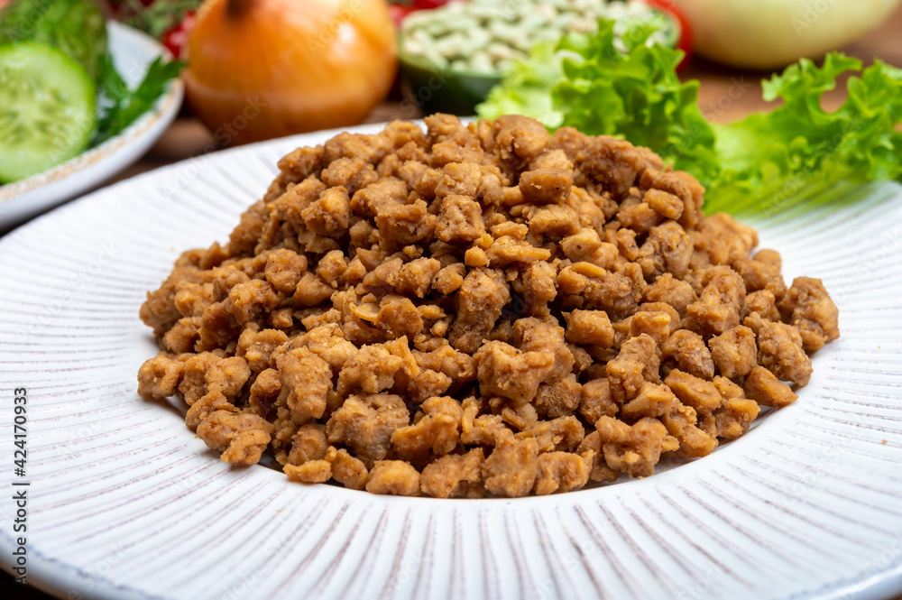 Vegetarian minced meat imitation made from grains, soybeans, vegetables and legumes Vegetarian minced meat imitation made from grains, soybeans, vegetables and legumes
