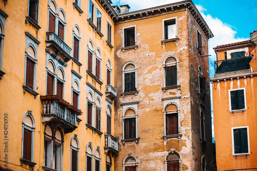 Antique building view in Venice, ITALY © ilolab