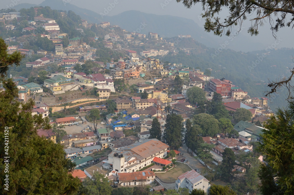 Fototapeta premium this is hill view of mussoorie hill station