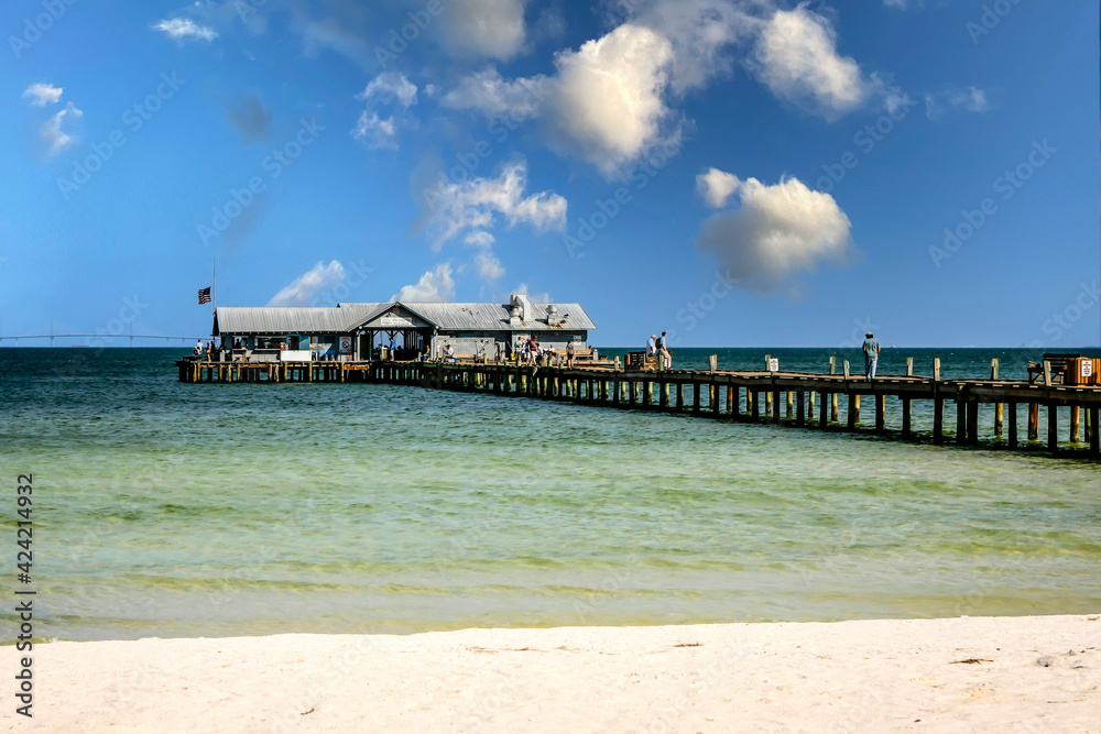The Anna Maria Island City Pier stretching out into the Gulf of Mexico in Florida