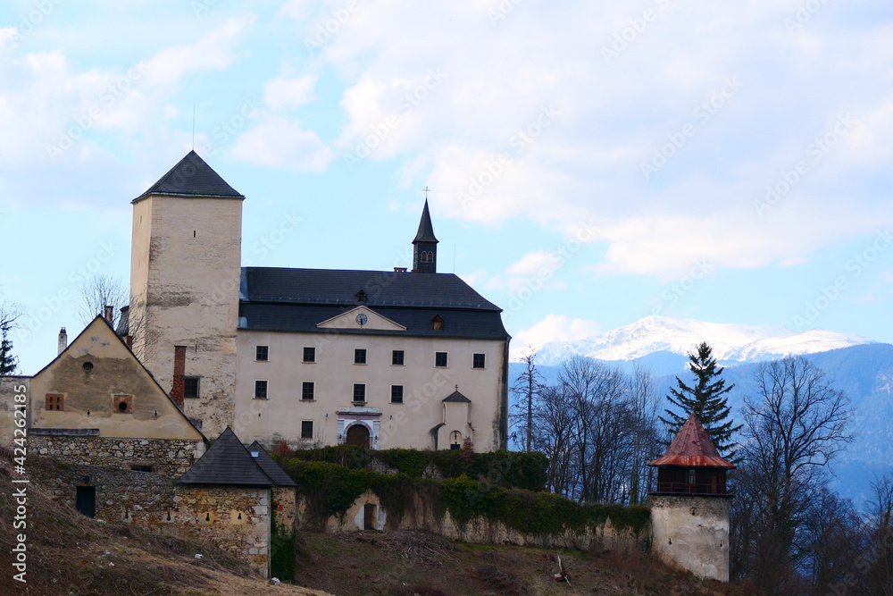Schloss und Burg Kranichberg