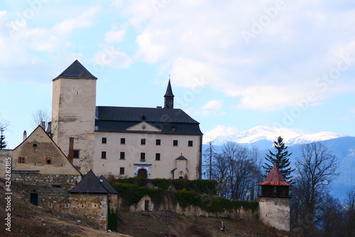 Schloss und Burg Kranichberg