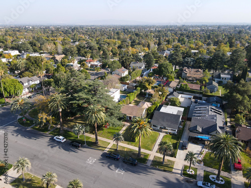 Fototapeta Naklejka Na Ścianę i Meble -  Aerial view above Pasadena neighborhood in northeast of downtown Los Angeles, California, USA