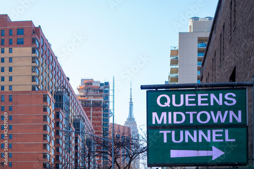 Fotótapéta New York City east side 34th street queens midtown tunnel