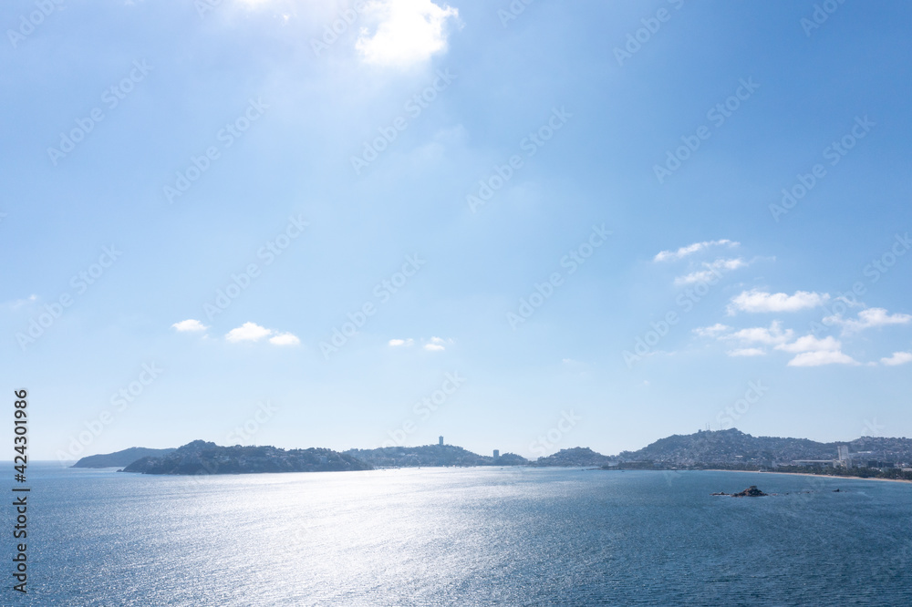 Bahía de Acapulco desde el Farallón del Obispo