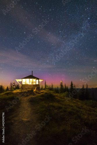 aurora northern lights over suntop fire lookout chinook pass just after blue hour summertime © heidi