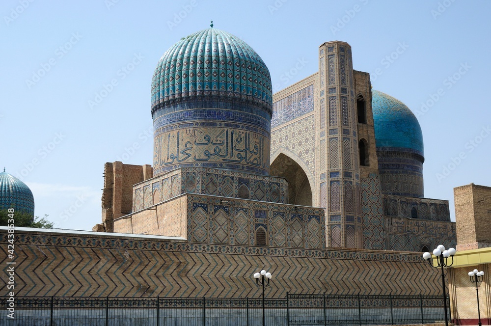 Bibi Hanim Mosque was built by Emir Timur between 1399-1404. Emir Timur built the mosque for his wife, Saray Melik Hanim. Samarkand, Uzbekistan.