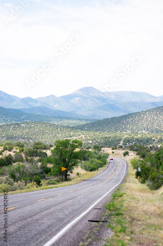 road to the mountains