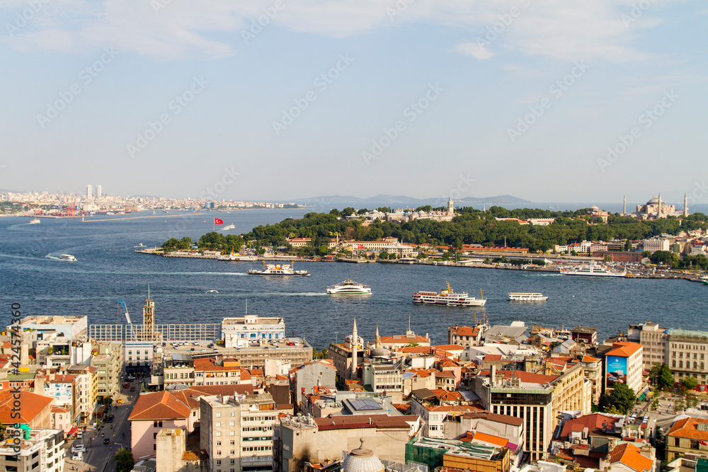 Panoramica, Panoramic, Vista o View de la ciudad de Estambul o Istanbul del pais de Turquia o Turkey desde la Torre o Tower Galata