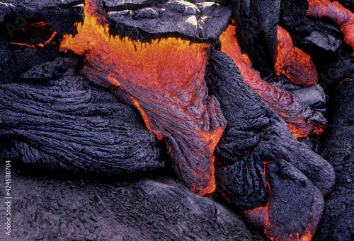 Obraz na płótnie Coulées de lave du volcan Kilauea à Hawaii w salonie