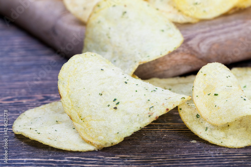 thin potato chips, crispy chips made from potatoes