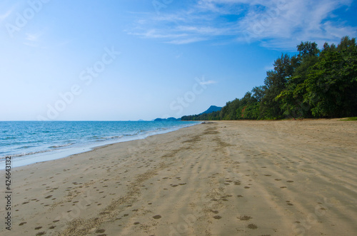 Fototapeta Naklejka Na Ścianę i Meble -  Beautiful beach and Andaman sea in Koh Jum island, Krabi province, Thailand.