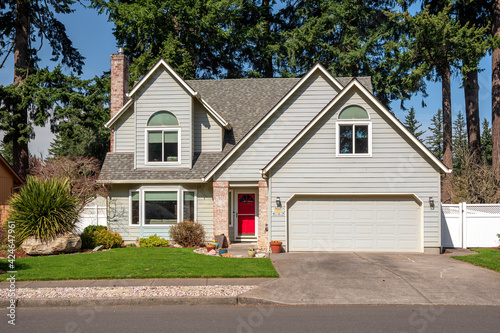 Canvas Print Family home in a neighborhood Gresham Oregon.