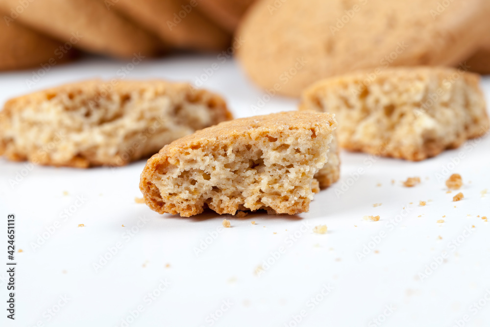 sweet dry and crunchy cookies with added sugar sweet dry and crunchy cookies with added sugar