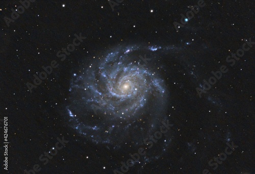 La Galassia Girandola esposizione di due  ore con somma delle foto