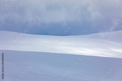 snow covered dreamy mountains © Hilde Jordbruen