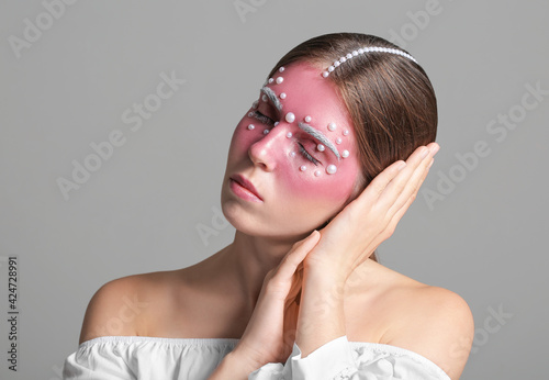Beautiful woman with unusua...