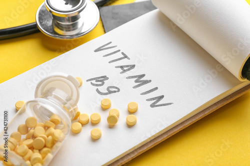 Vitamin B9 folic acid suppl...