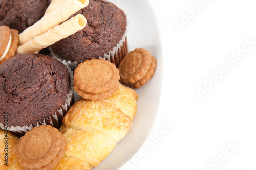 Magdalenas, galletas, croissant y canutillos
