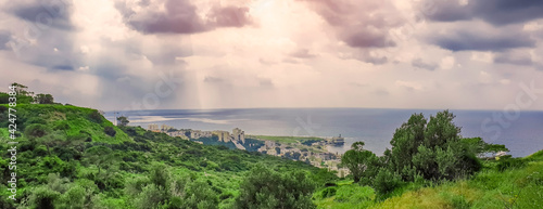 Tableau sur toile Mount Carmel in Haifa, Stella Maris - Panoramic shot