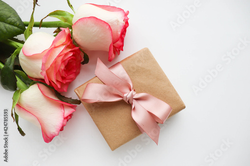 postcard mockup. bouquet of pink roses and place for text 