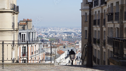 Le stade de France depuis la colline de Montmartre à Paris (France)