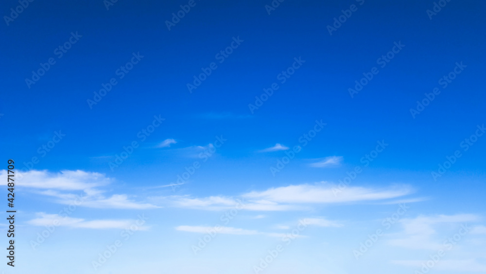 Himmel blau Hintergrund website wolken weiß wolkig schönheit Panorama Weite offen Sterne Abend Nacht Tag Astronomie Flugverkehr Flug- fliegen Luft weit Atmosphäre Umwelt- Natur- Sommer licht wetter