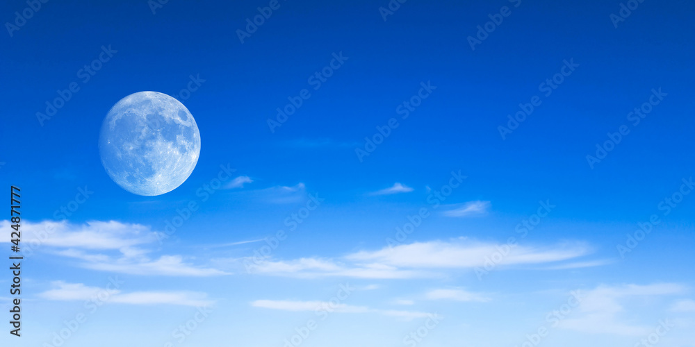 Hintergrund Panorama Himmel blau wolken wolkig Halbmond zunehmender abnehmender Mond Sonnensystem Planeten Erde Abend Nacht Sterne Kugel Vollmond Satellit lunar Luna all Astronomie Hintergrund Panorama Himmel blau wolken wolkig Halbmond zunehmender abnehmender Mond Sonnensystem Planeten Erde Abend Nacht Sterne Kugel Vollmond Satellit lunar Luna all Astronomie