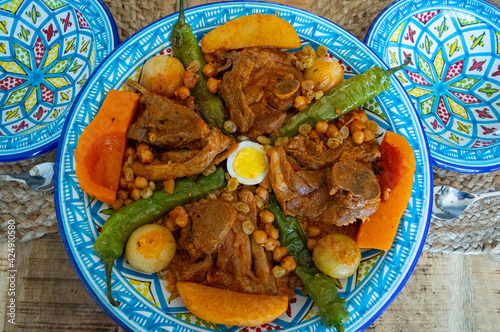 Couscous tunisien a l'agneau, 