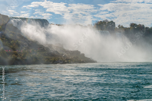 Shining cloud above the American Falls, a part of Niagara Falls © Blue Cat Studio