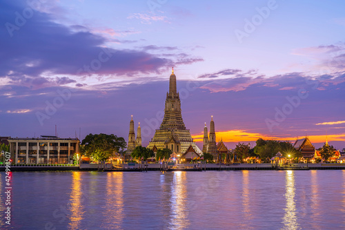 Wat Arun Temple at twilight in bangkok Thailand. © jittawit.21