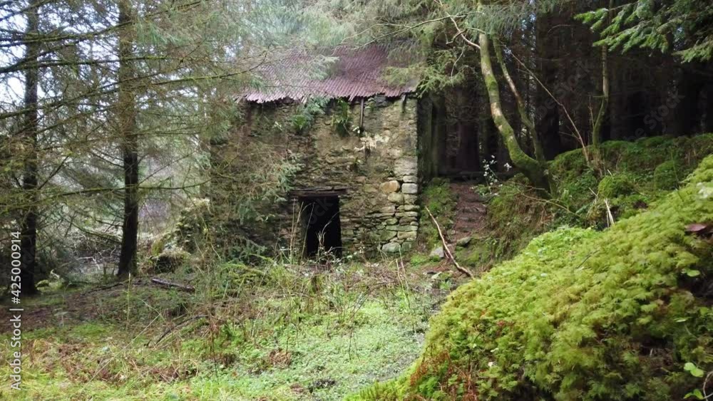 Derilict buildings at Bonny Glen by Frosses in County Donegal - Ireland Derilict buildings at Bonny Glen by Frosses in County Donegal - Ireland