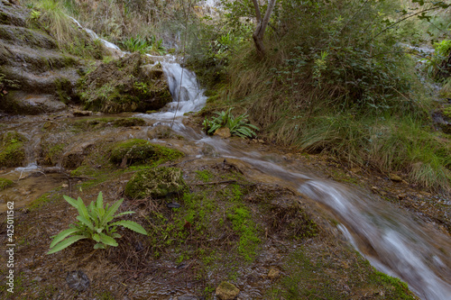 Pequeña cascada cerca de la población de Chera, en la provincia de Valencia. Comunidad Valenciana. España. Europa