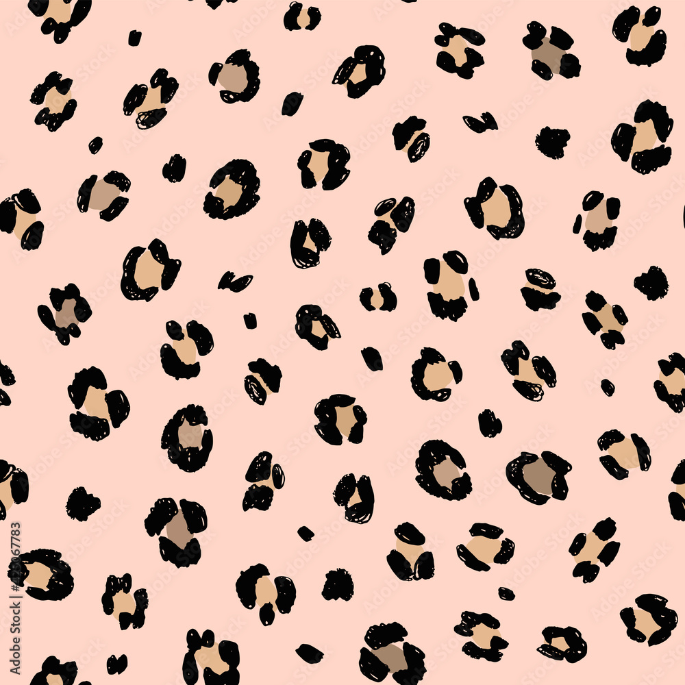 Fototapeta premium Leopard print hand drawn seamless vector pattern