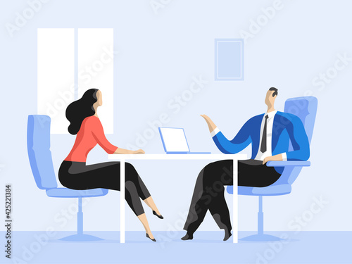 Consulente riceve il cliente in ufficio